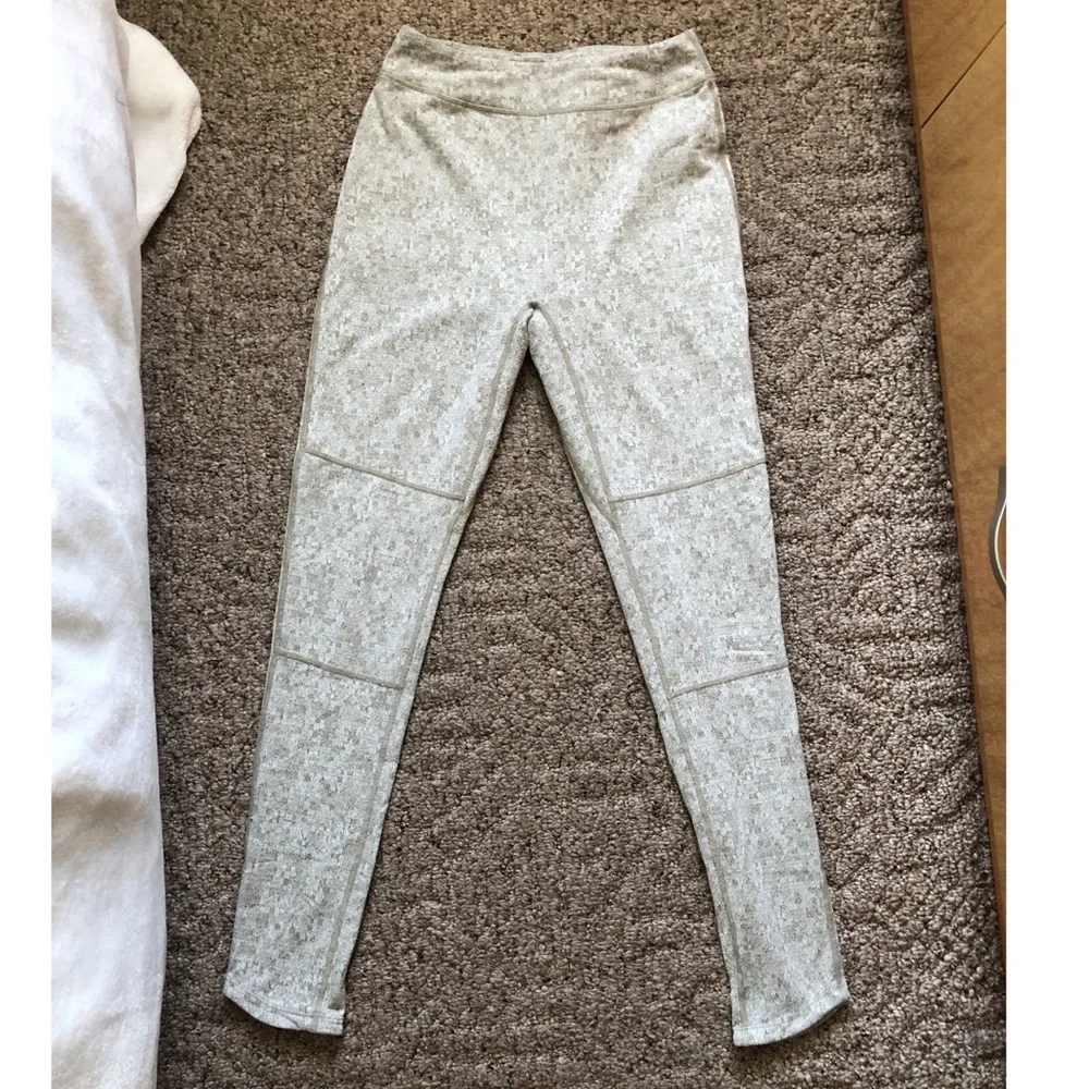 Gymshark Fleur Texture Khaki Marl Leggings - Picture 4 of 14